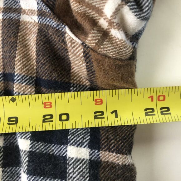 David Bitton Buffalo Brown Plaid Flannel Button Up Shacket Mens Medium Fleece - Picture 12 of 13